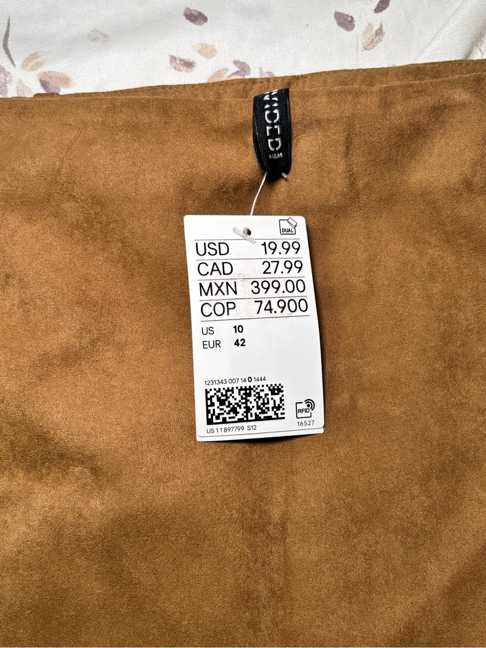 H&M Suede-Style Mini Skirt in Camel Brown - Picture 3 of 3